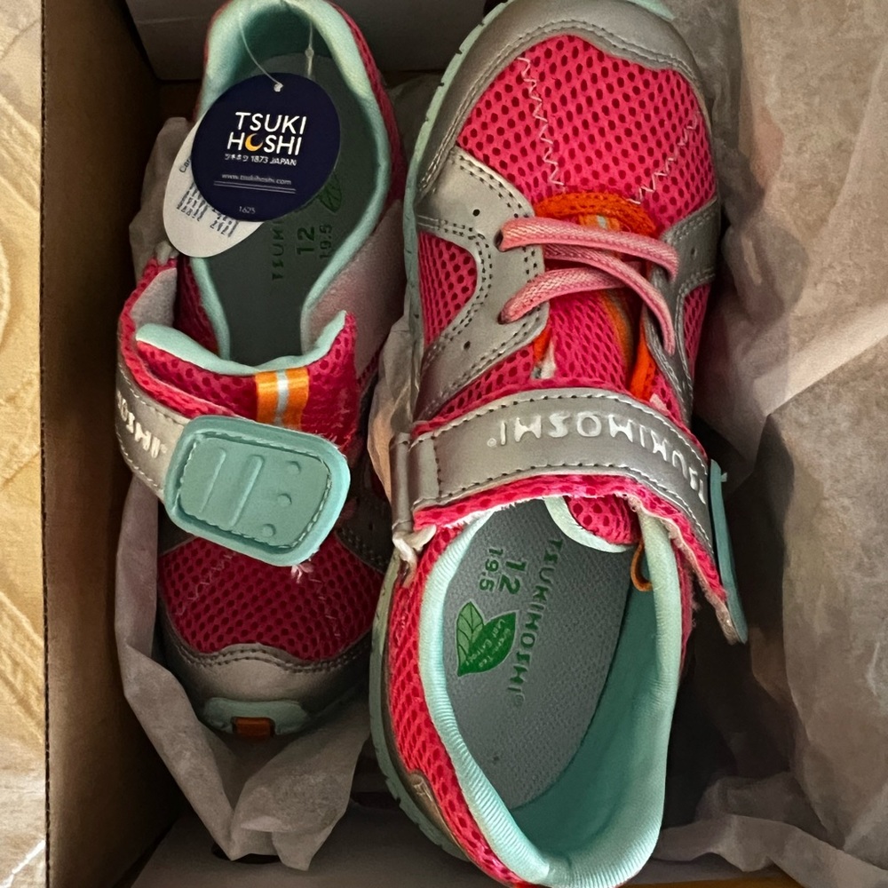 Brand new Tsukihoshi Marina girls shoes - size 12.5